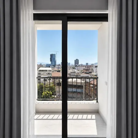 E & E Apartman *