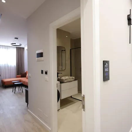 E & E Apartman *